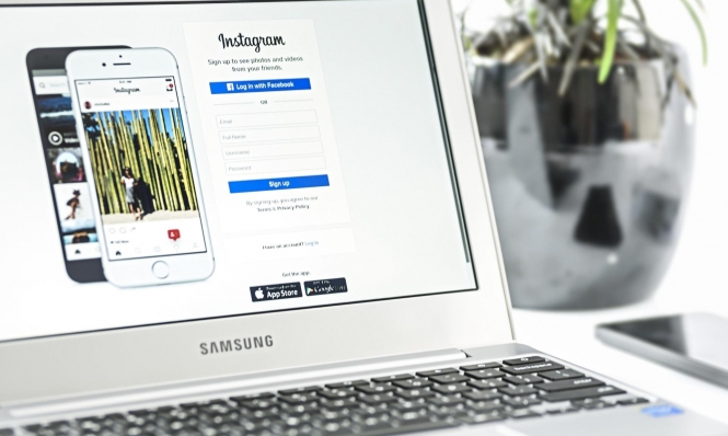 إنستغرام تطوّر غرف المحادثات الحيّة