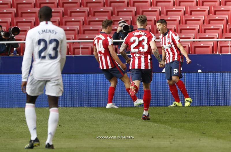 هدف قاتل لبنزيما يخطف تعادلًا في ديربي مدريد