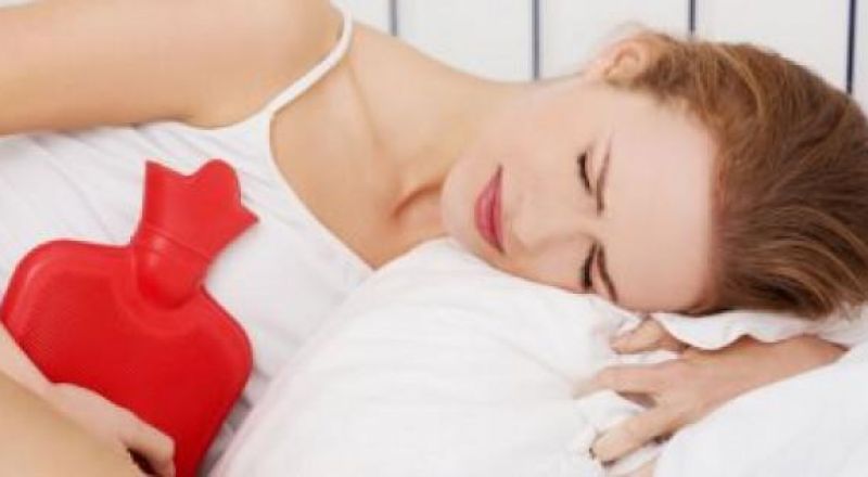 أسباب إختلاف ألم الدورة الشهرية من امرأة لأخرى