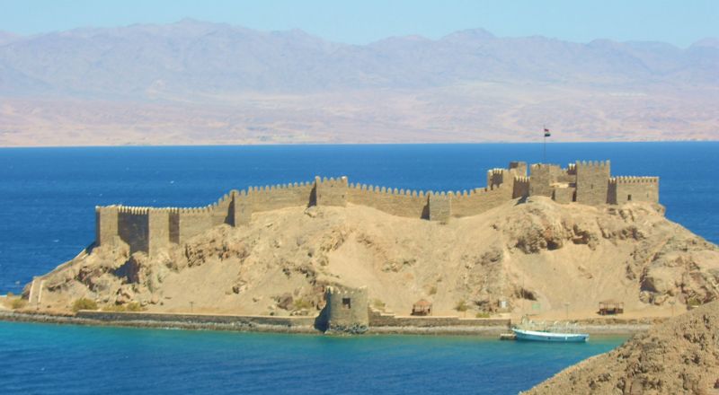 تريدون السفر إلى طابا، إليكم أهم التعليمات