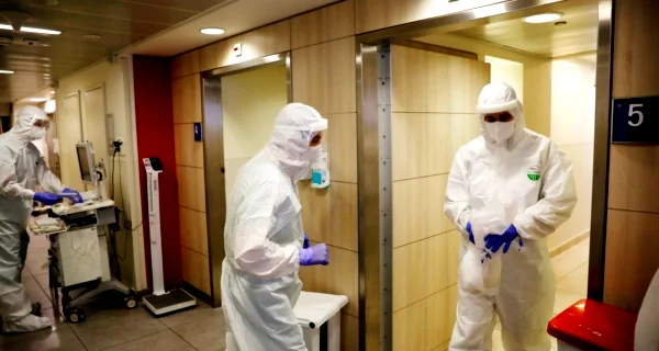 يا فرحة ما تمت: إصابة 11 طالبًا في إحدى مدارس البلاد بكورونا