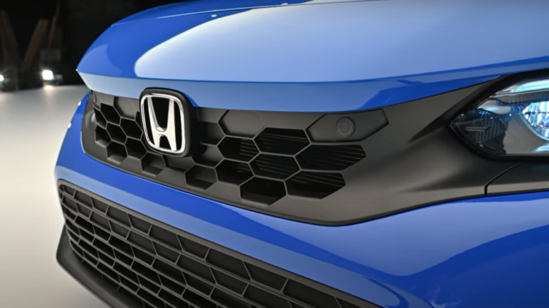 عالم السيارات: هوندا تكشف عن Civic الجديدة