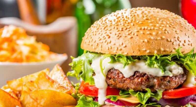 أطعمة لن تشعرك بالشبع أبداً.. ما هي؟