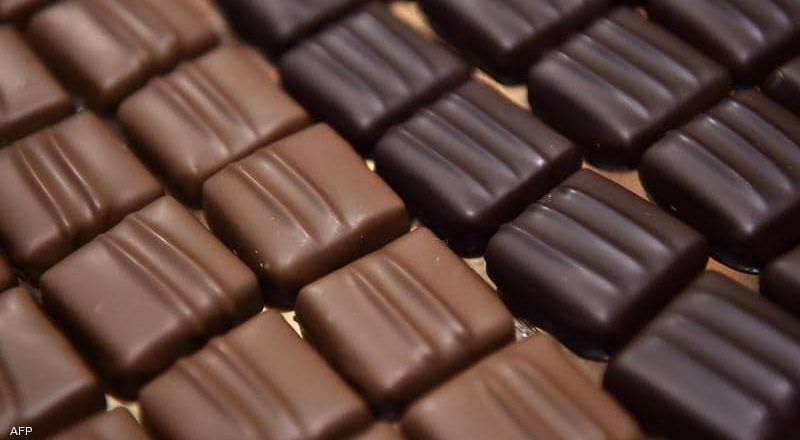 الشوكولاتة الداكنة.. 7 فوائد سحرية  تغير حياتك وتقوي صحتك