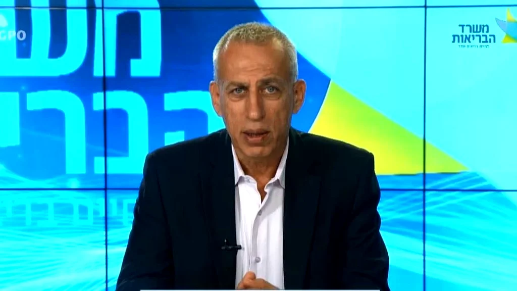 نحمان آش:التطعيم بالجرعة الثالثة سيبقي المرافق الاقتصادية مفتوحة