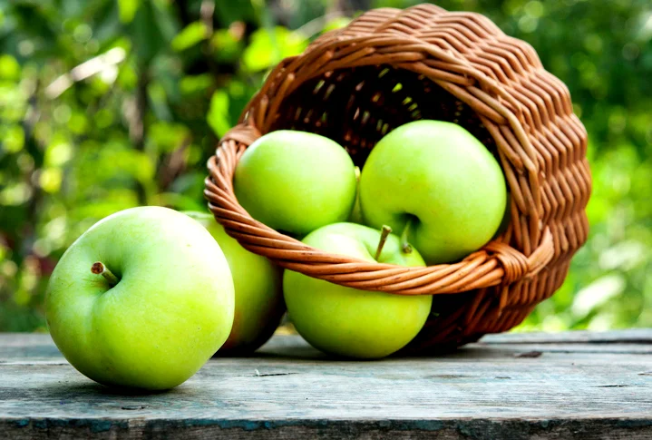 ما هي أبرز مكونات التفاح الأخضر؟