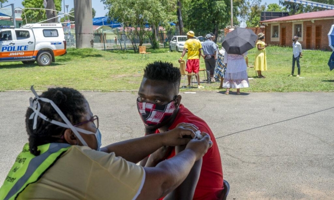 كورونا: رصد متحورة جديدة لها طفرات كثيرة