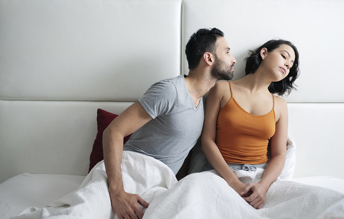 حواء جبلنا- إليكِ 5 مشاكل قابلة للإصلاح يواجهها الأزواج في غرف النوم