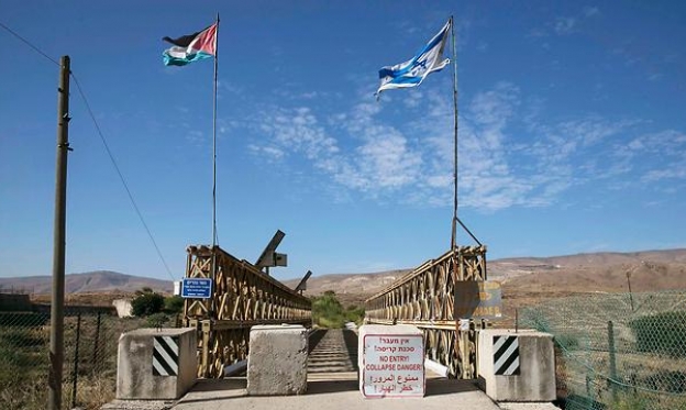  بدءًا من الأحد: السفر إلى الأردن مشروط بفحص كورونا