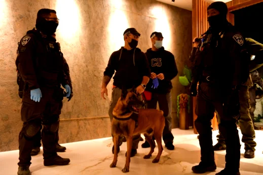 اعتقال 10 أشخاص من الوسط العربي بشبهة اطلاق النار والابتزاز