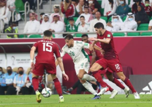 كأس العرب: الجزائر إلى نهائي كأس العرب بعد فوز دراماتيكي على قطر