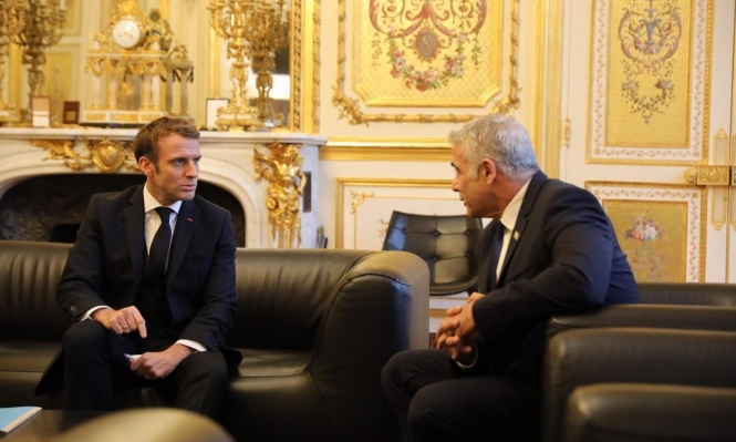 لابيد يهاتف ماكرون ويطالبه بتفعيل المزيد من الضغوط على إيران