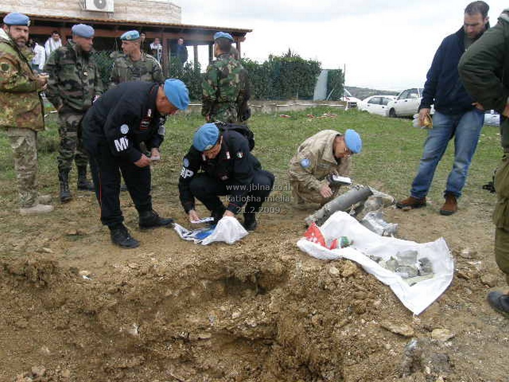 أيام زمان- قبل 13 سنة: سقوط كاتيوشا في معليا بجانب بيت مخيمر عبد 21.2.2009