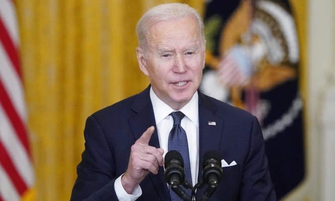 بايدن يعلن فرض عقوبات جديدة على روسيا معترفا بأنها ستضرب الاقتصاد الأمريكي