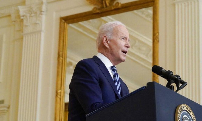 بايدن يعلن فرض عقوبات مدمّرة على روسيا