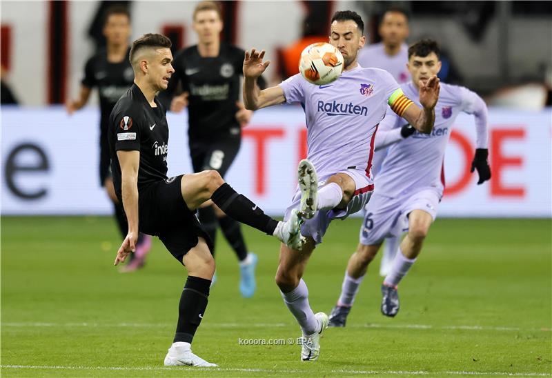  برشلونة يعود بتعادل ثمين من ألمانيا