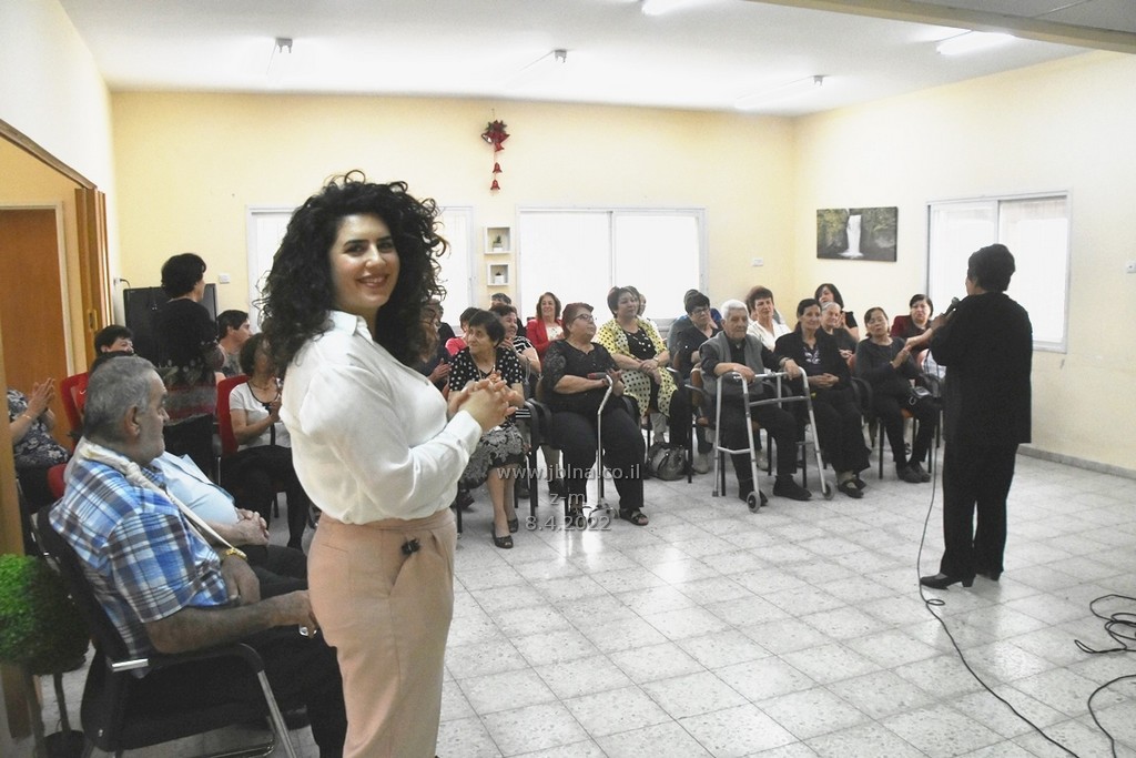 احتفال مُزخرف في نادي الجيل الذهبي-معليا بمناسبة الفصح الوشيك