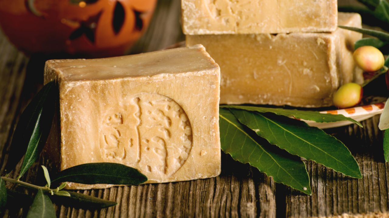 صابون الغار... لن تستغنوا عنه بعد التعرّف إلى فوائده