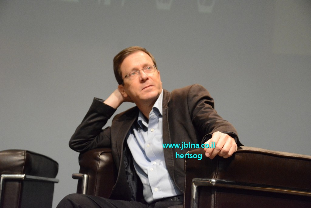 هرتسوج يتوجه إلى الإمارات للتعزية بوفاة الشيخ خليفة بن زايد