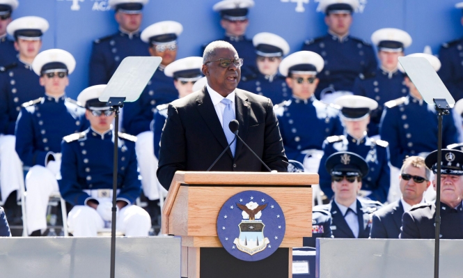 وزير الدفاع الأميركي: الصين أصبحت أكثر تعسفا وعدوانية