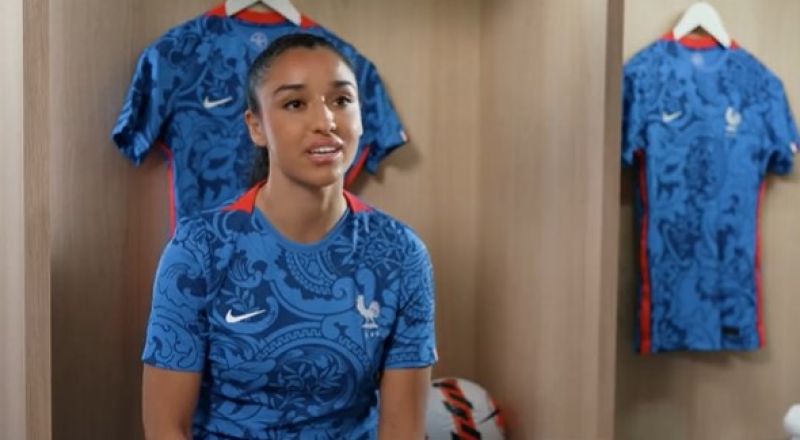 نجمة من أصول عربية تدخل التشكيلة المثالية لأمم أوروبا للسيدات 2022 فمن هي؟