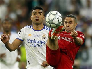 هل يلحق كاسيميرو بموقعة مانشستر يونايتد وليفربول؟