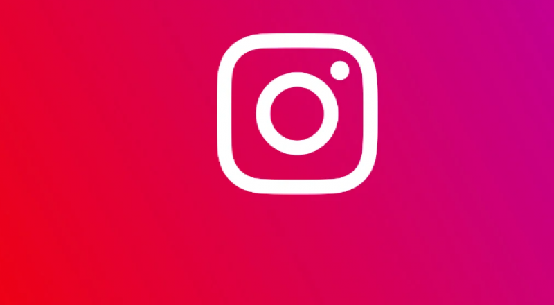 إنستغرام  يفشل في اللحاق بـ تيك توك .. ما السر؟