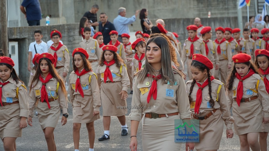 البقيعة- المرج تُحيي عيد رفع الصليب الكريم بمسيرة تقليدية وأجواء بهيجة