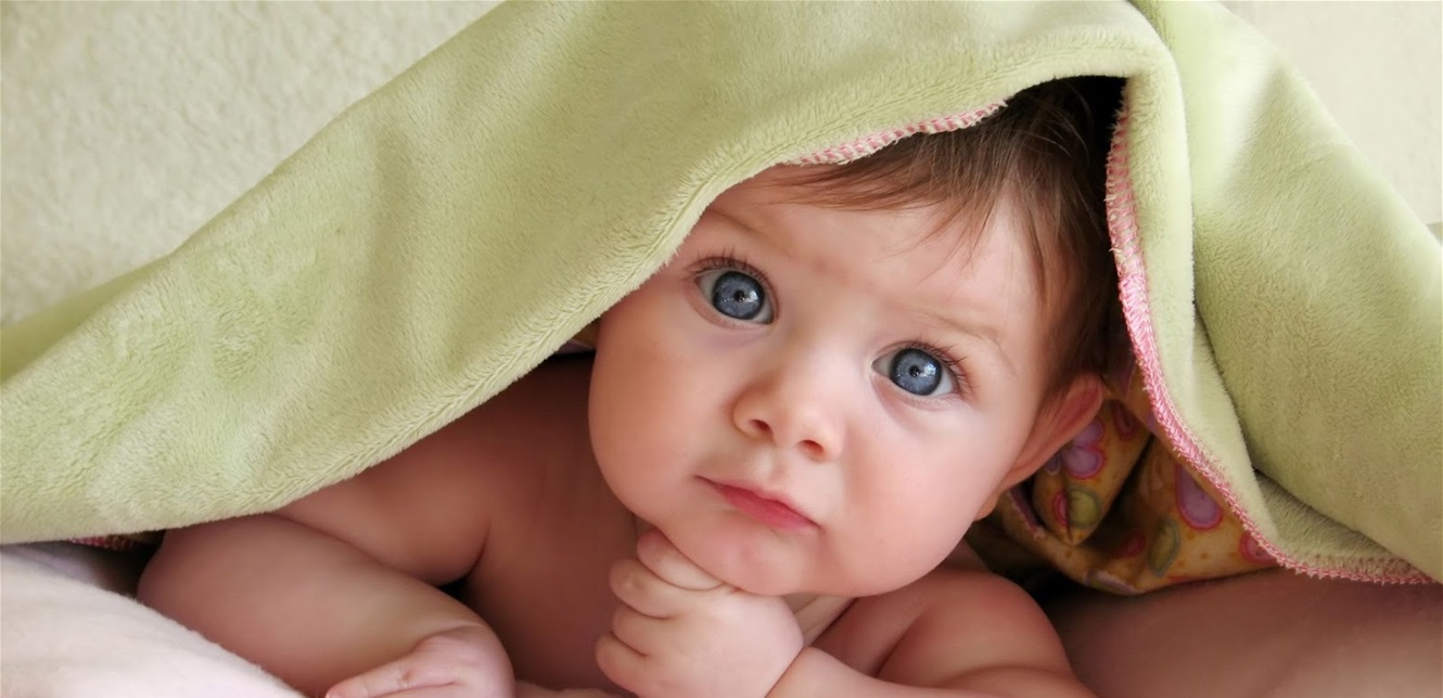 غريبة جدا.. مشاهير أطلقوا أسماء مميزة على أبنائهم