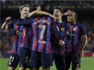 برشلونة يواصل مطاردة ريال مدريد بسحق بيلباو