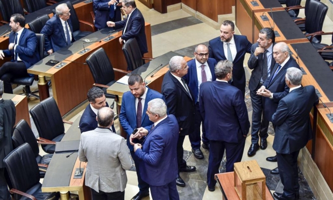 لبنان يواجه شبح الفراغ الرئاسي... المخاطر والرهانات