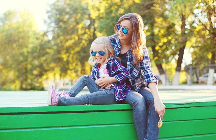 6 أسرار تجعلكِ أماً عصرية غير تقليدية