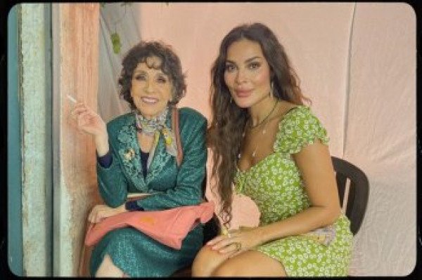  نادين نجيم وسامية الجزائري بكواليس زهرة2