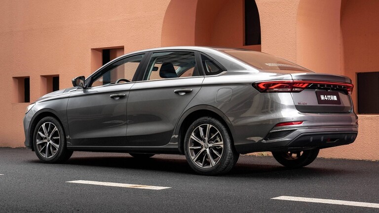 بالفيديو- المنافِسة الصينية الجديدة لـCamry اليابانية تأتي بسعر منافس!