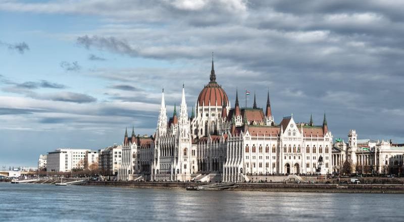 معلومات أساسية يجب معرفتها قبل السفر إلى بودابست