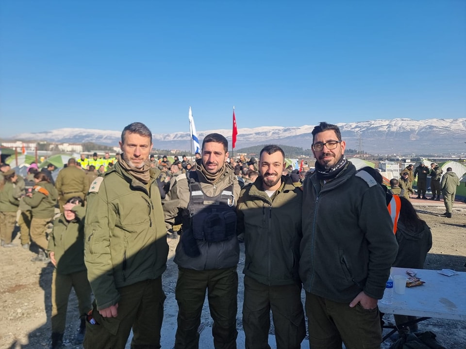 الشيخ موفق طريف يُحيي طواقم الاغاثة والبعثات الطبية الانسانية التي عملت في تركيا