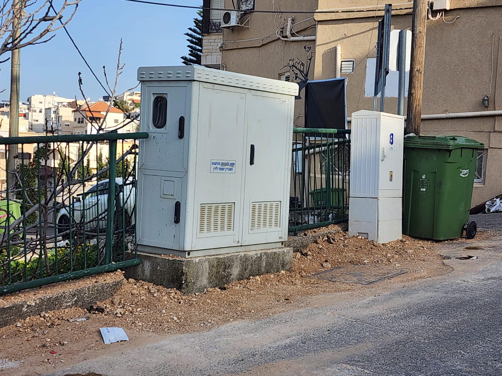 فسوطة- الشرع بتركيب البنية التحتية لشبكة الالياف البصرية(סיבים אופטיים) في البلدة....