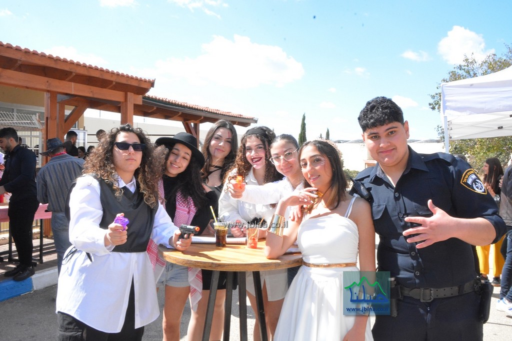 نوتردام الثانوية تُنظم فعاليات زاخمة بيوم التلميذ (الطالب)