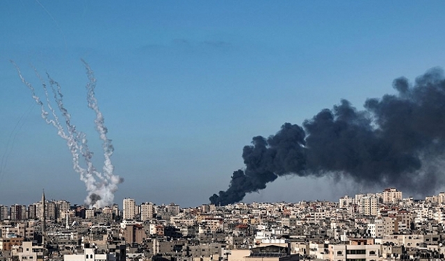 الجيش الاسرائيلي يقصف مواقع في غزة والمقاومة تطلق رشقات صاروخية