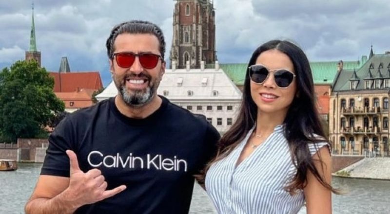 كيف علقت زوجة باسم ياخور على أنباء انفصالهما؟