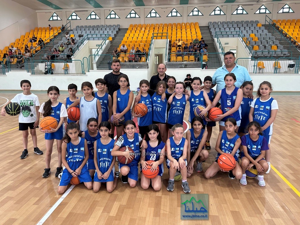 معليا- ختام رفيع لمدرسة كرة السلة مع المدرب صبحي عراف بمشاركة الأهالي والتلاميذ- صور وفيديو