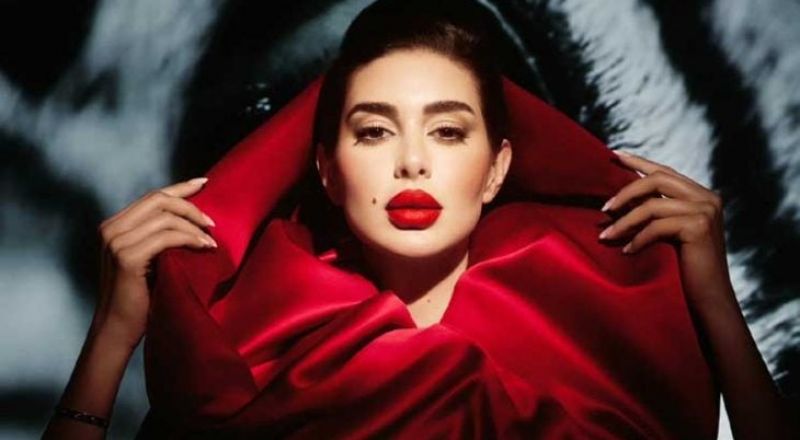 ياسمين صبري تردّ على من يعتبرها قدوة للبنات