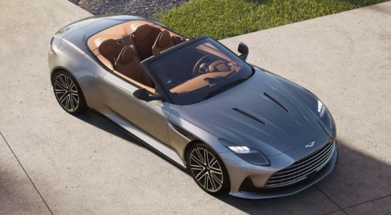 أستون مارتن تطلق دي بي 12 فولانتي بقوة 680 حصان