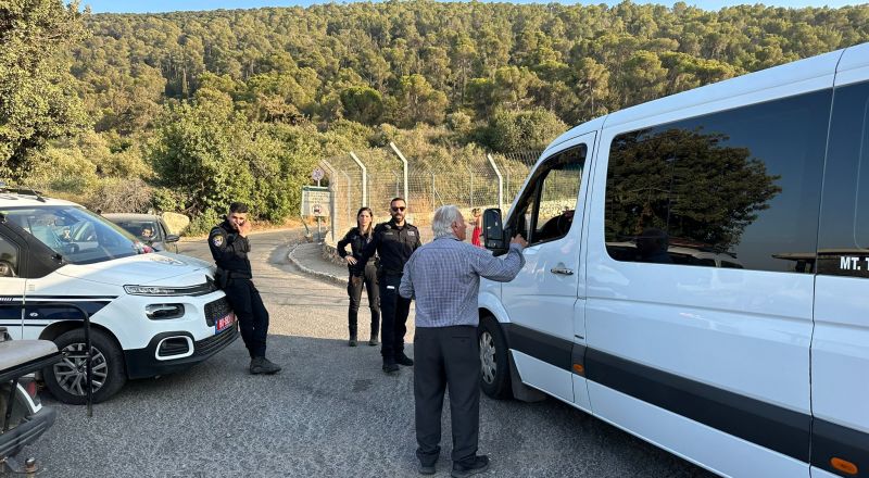 الشرطة تمنع المصلين من وصول قداس عيد التجلي في كنيسة جبل الطور (طابور)