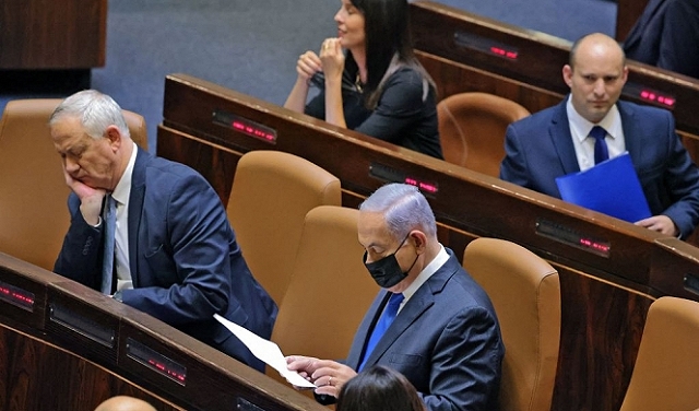 نتنياهو وغانتس يتفقان على تشكيل حكومة طوارئ
