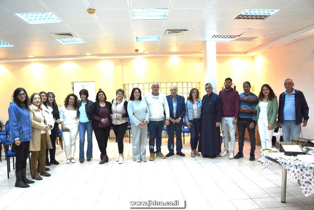 بأجواء محبة وصفاء- المجلس المحلي معليا يُكرم الاب نديم شقور على خدمته المُتفانية في البلدة