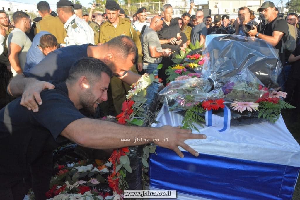 كلمة يجب ان اوضحها لكل من يسألني حول نشر اسماء وتصوير جنازات الجنود #الدروز الذين قُتلوا في الحرب-بقلم زهير متى