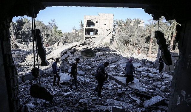 الهدنة في غزة تدخل حيّز التنفيذ .. وتبادل الأسرى سيبدأ ظهرًا