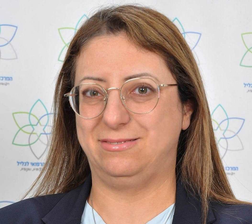 تعيين الطبيبة ختام حسين من الرامة نائب مدير مركز الجليل الطبي عضو لجنة سلة الأدوية