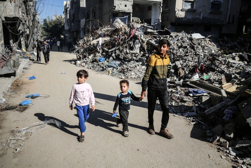 الجيش الإسرائيلي: ضربنا أكثر من 200 هدف في غزة منذ انتهاء الهدنة، 109 شهيدًا